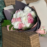 FLOWER BOUQUET باقة ورد