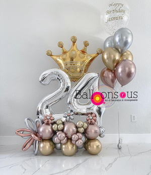 Birthday arrangement with customized Bunch - Add your custom message on the big Balloon