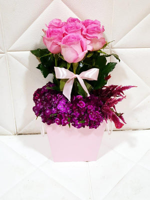 Mesmerizing Beauty Pink Rose Set