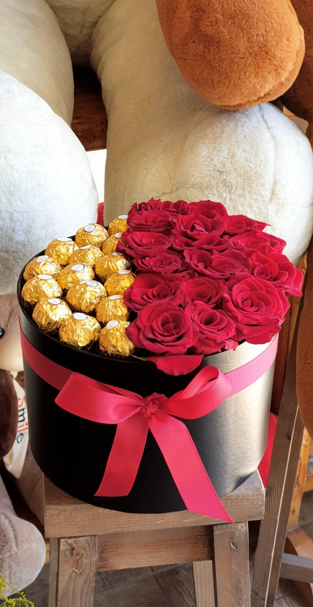 Red Roses & Ferrero Rocher Black Vase