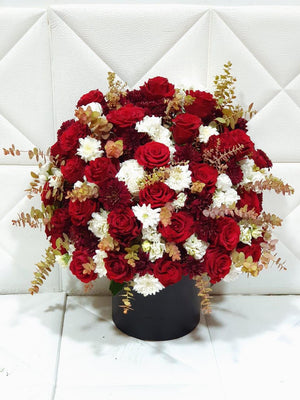 Signature Red & White Rose Box