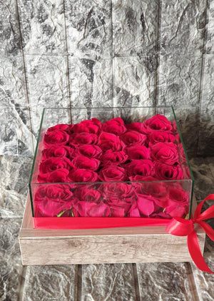 Red Roses Glass Box